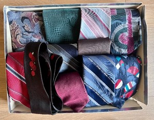 lot 160 image: Mens Vintage Ties