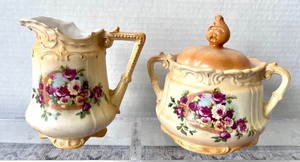 lot 169 image: Vintage Austrian Porcelain Lidded Sugar & Creamer Matching Set