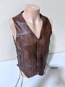 lot 133 image: All-State Leather Riding Vest - Size 36