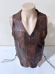 lot 134 image: All-State Leather Riding Vest - Size 38