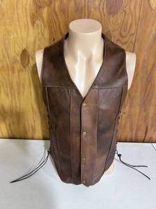 lot 135 image: All-State Leather Riding Vest - Size 38