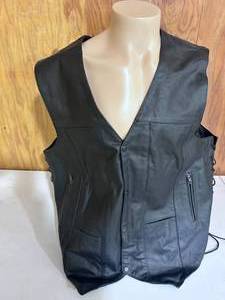lot 143 image: All-State Leather Riding Vest - Size 58