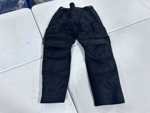 lot 186 image: Speedtec Motorcycle Rider Pants Size S-42