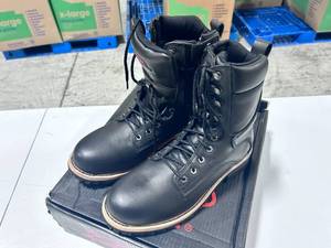 lot 76 image: Z-1R Premium Leather Motorcycle Boots - Mens Size 11.5