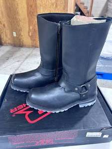 lot 88 image: Z-1R Premium Leather Motorcycle Boots Size 11.5