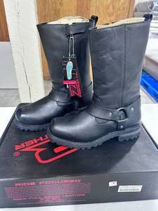 lot 89 image: Z-1R Premium Leather Motorcycle Boots Size 8.5