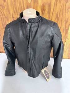 lot 116 image: River Road Leather Motorcycle Jacket Size 3XL