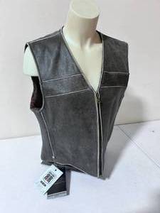 lot 130 image: River Road Size XL Leather Riding Vest