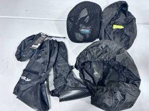 lot 293 image: Seat cover and Biker Shoe cover Lot