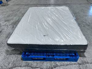 lot 11 image: Denver Mattress Company Doctors Choice Firm Queen Mattress