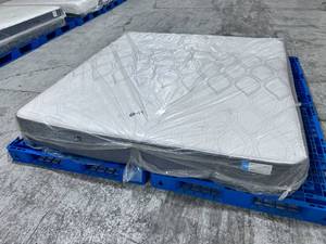 lot 17 image: Sealy Posturepedic Volteras Dream Cushion-Firm King  MSRP $1,799 - No Reserve