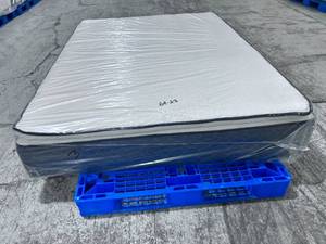 lot 23 image: Sound Sleep 12.5 Firm Pillowtop Queen Mattress
