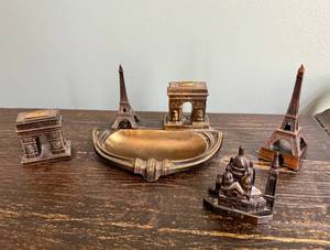 lot 79 image: Vintage Paris AshtrayTrinket Dish & Three Small Metal Buildings