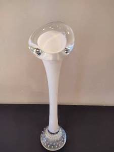 lot 31 image: Art Glass Vase - White Cased Stem