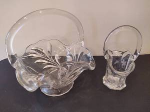 lot 38 image: Two Vintage GlassCrystal Baskets
