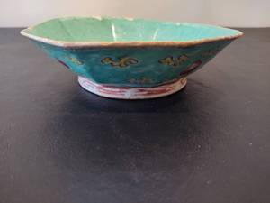 lot 46 image: Antique Hand - Painted Bowl - CHINA