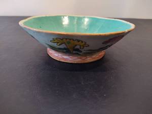 lot 47 image: Antique China Hand - Painted Bowl
