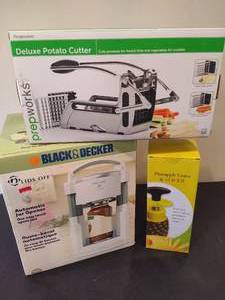 lot 123 image: Lot of Kitchen Gadgets  - New in Box
