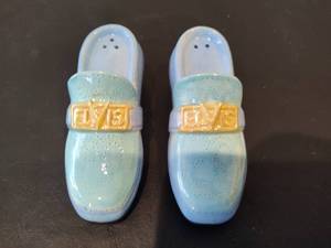 lot 124 image: Blue Suede Shoes Salt & Pepper Shakers