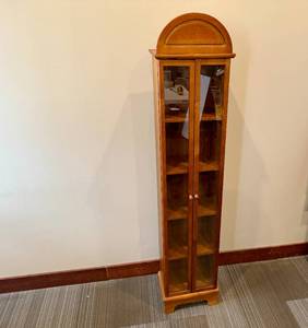 lot 126 image: 5 Shelf Cabinet with Glass Doors