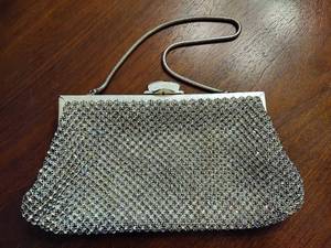 lot 135 image: Daytons Vintage Rhinestone Clutch Purse