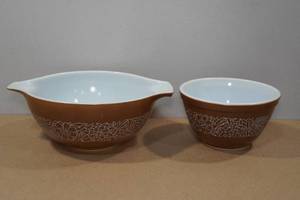 lot 28 image: 2 Pyrex Bowls - Woodland