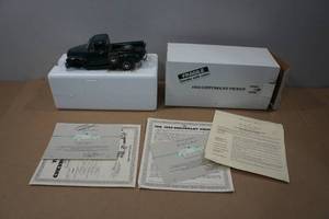 lot 41 image: Danbury Mint 1953 Chevrolet Pickup Die-Cast Model