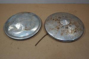 lot 114 image: 2 Vintage Hubcaps
