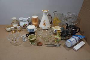 lot 117 image: Assorted Glassware