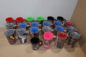 lot 120 image: Snap-On Collectors Mugs