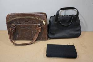 lot 171 image: Womens Leather Purses and Clutch