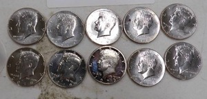 lot 75 image: 10) 2018P KENNEDY HALF DOLLARS NIFC COLLECTORS ONLY COINS