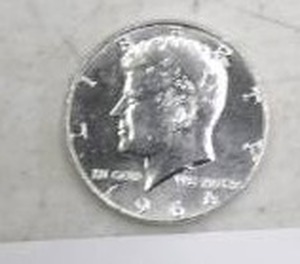 lot 189 image: 1964 KENNEDY HALF DOLLAR 90% SILVER