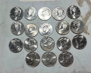 lot 14 image: 18) 2006D KENNEDY HALF DOLLARS NIFC COLLECTORS ONLY COINS