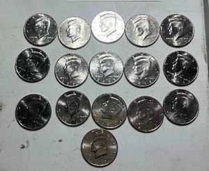 lot 16 image: 16) 2005D KENNEDY HALF DOLLARS NIFC COLLECTORS ONLY COINS