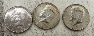 lot 61 image: 3- KENNEDY HALF DOLLAR 40% SILVER