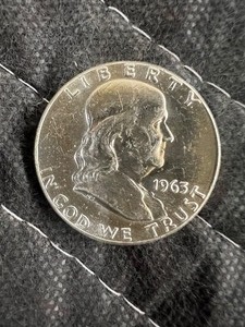 lot 127 image: 1963P BENJAMIN FRANKLIN AUBU 90% SILVER HALF DOLLAR  BUY LOTS 114-133 TO OWN A COMPLETE ROLL