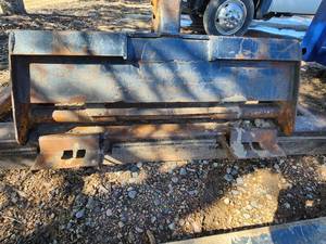 lot 23 image: Skidsteer Land Leveler