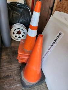 lot 74 image: Set of 11 Traffic Safety Cones with Reflective Strips