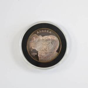 lot 34 image: 1999 Alaska Mint Medallion - 2 Ozt .999 Silver