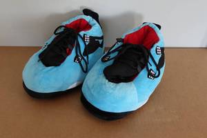 lot 77 image: High Top Sneaker Slippers -Size 36-44