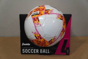 lot 44 image: Franklin Competition Size 4 Soccer Ball