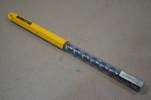 lot 129 image: DeWalt 34 Hammer Drill Bit