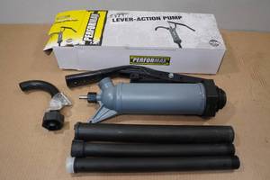 lot 138 image: Performax Standard Duty Lever Action Pump