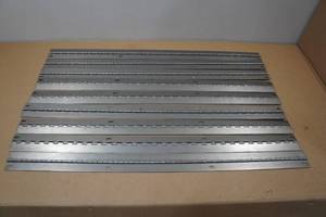 lot 158 image: 30 Flat Hinges