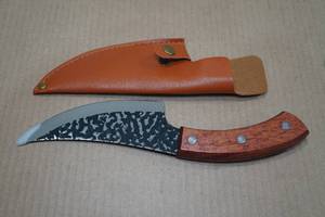 lot 188 image: Ultra Sharp Co 10 Carbon Steel Knife