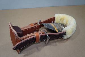 lot 198 image: Professionals Choice The Dare Cribbing Control Collar