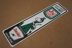 lot 265 image: Novelty Metal Sign -Sinclair