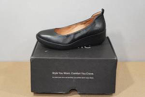 lot 274 image: Vionic Jacey Wedge Shoes -Size 8.5