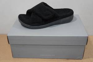 lot 280 image: Vionic Relax Slipper Sandals -Size 6